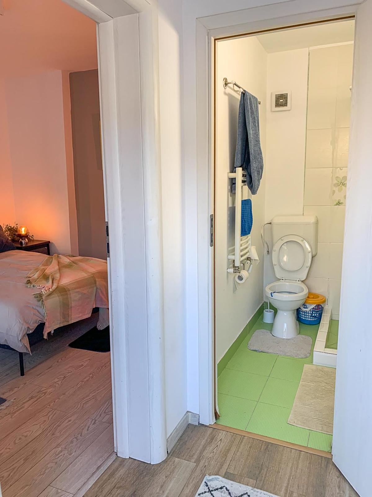 Central Tiny Houses Bukarest Exteriör bild